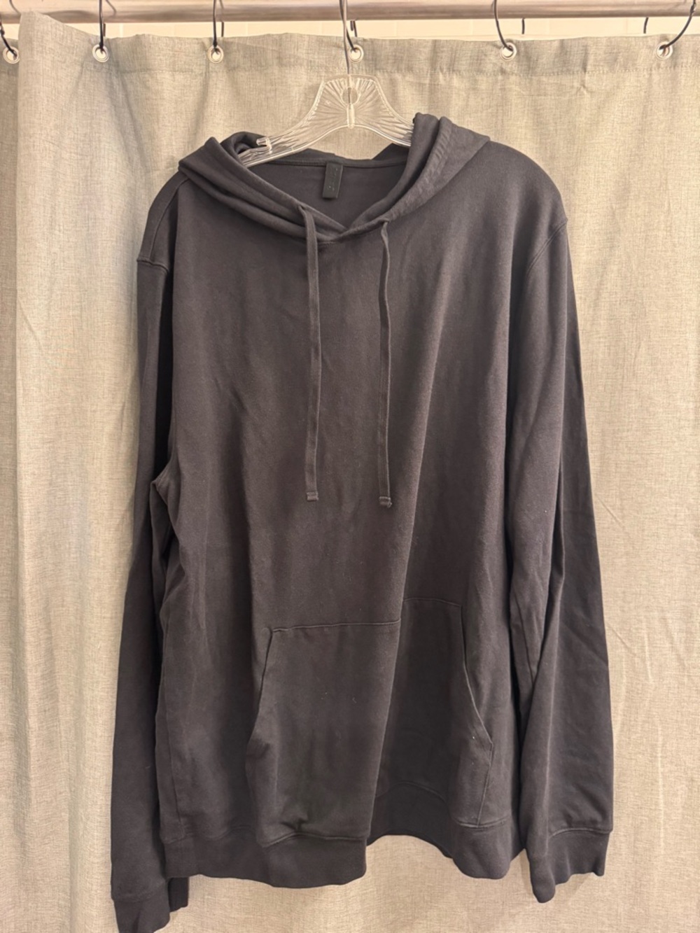Men's Black Pullover Hoodie Sweatshirt